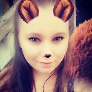 Meet your Posher, Ashley rene